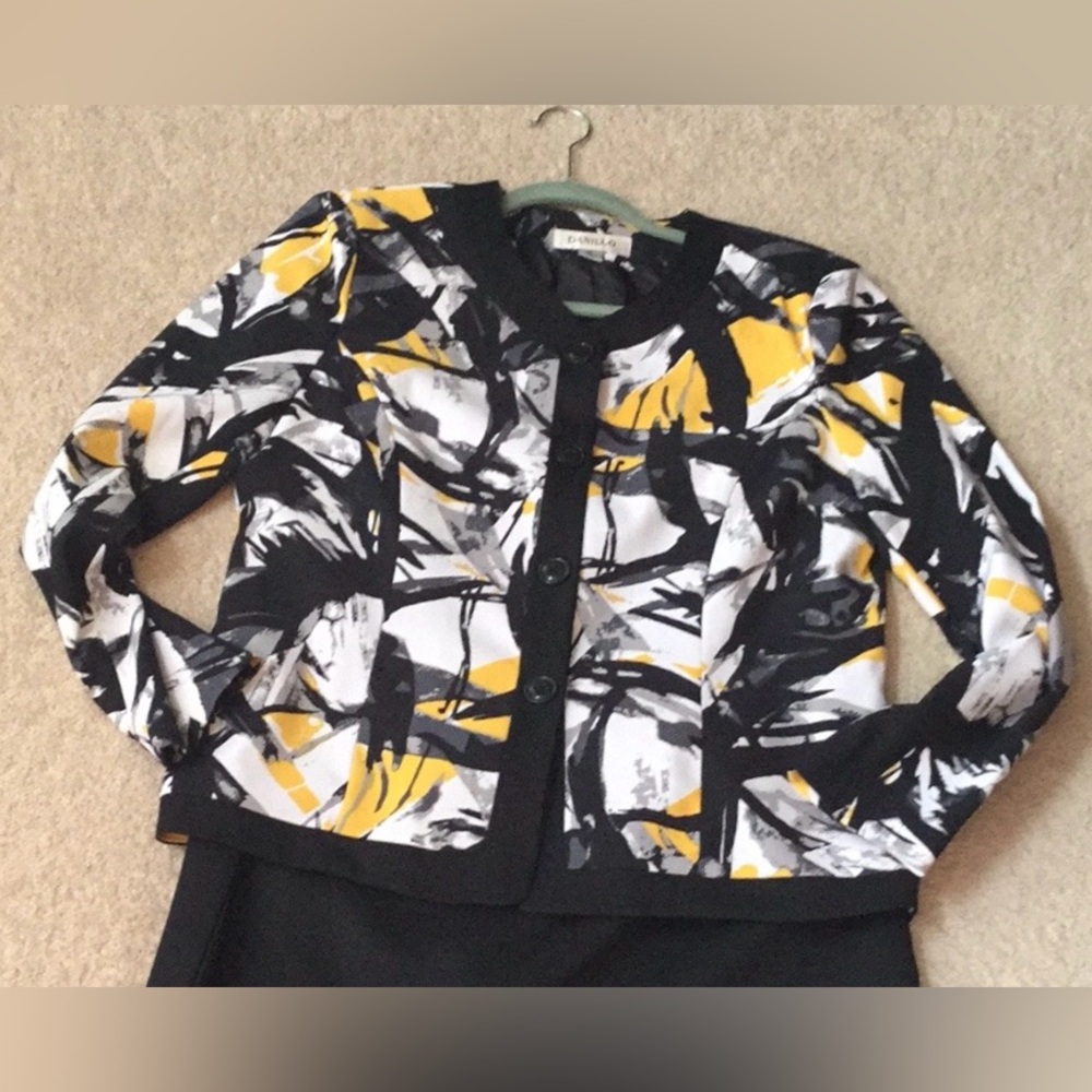 NWOT Danillo Skirt Suit